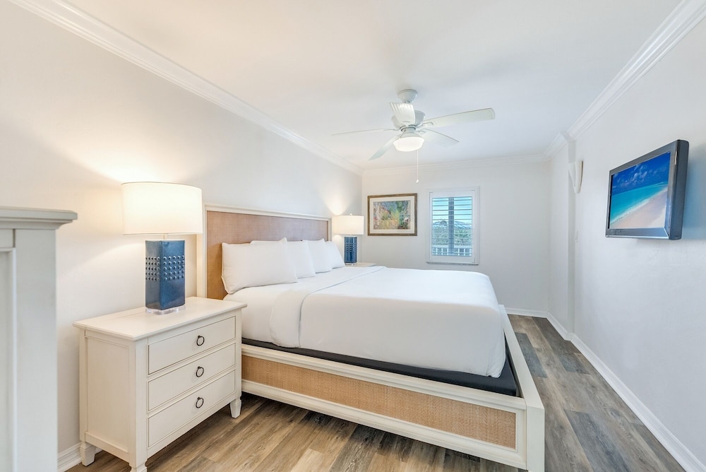 1 Bedroom, Villa, King Bed, Bay Side