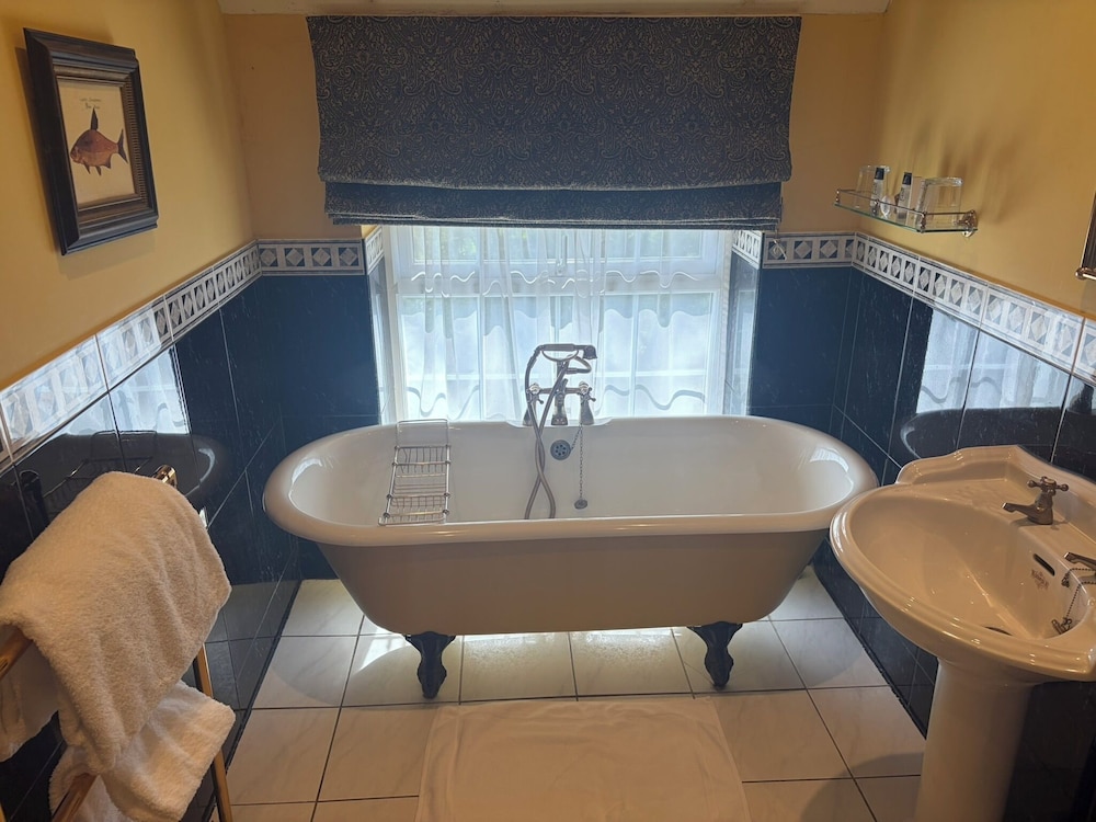 Hunters Rest Inn 32/50
