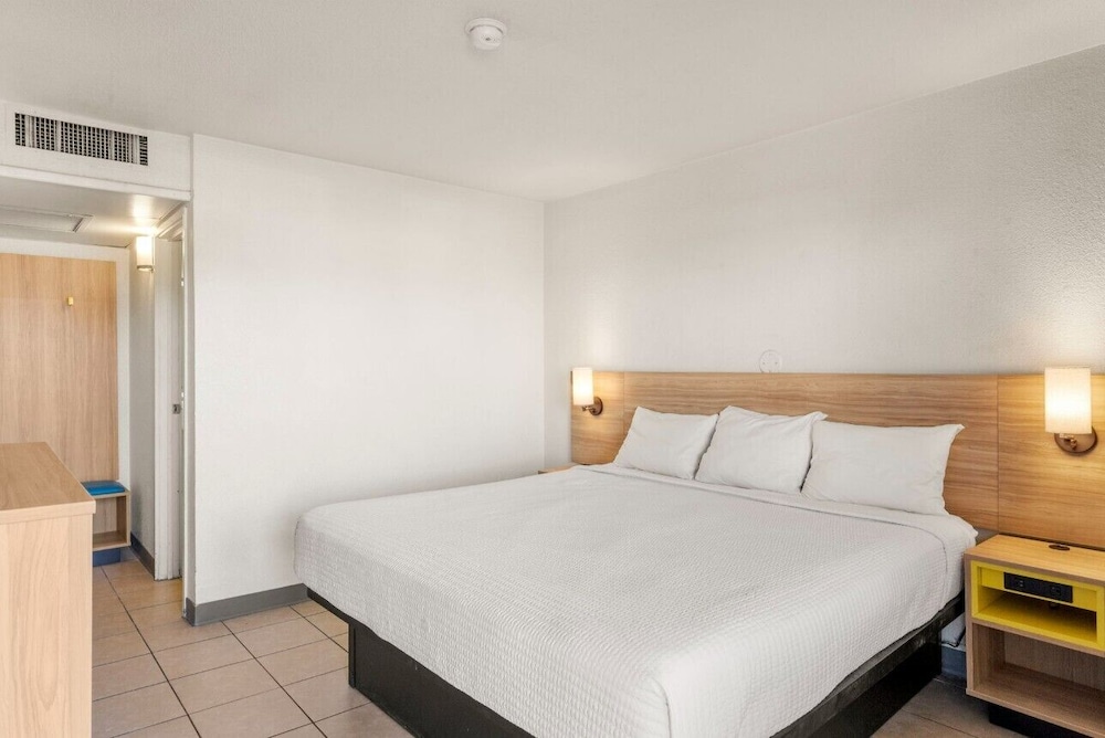 Days Inn by Wyndham Wheat Ridge/Denver West 10/44