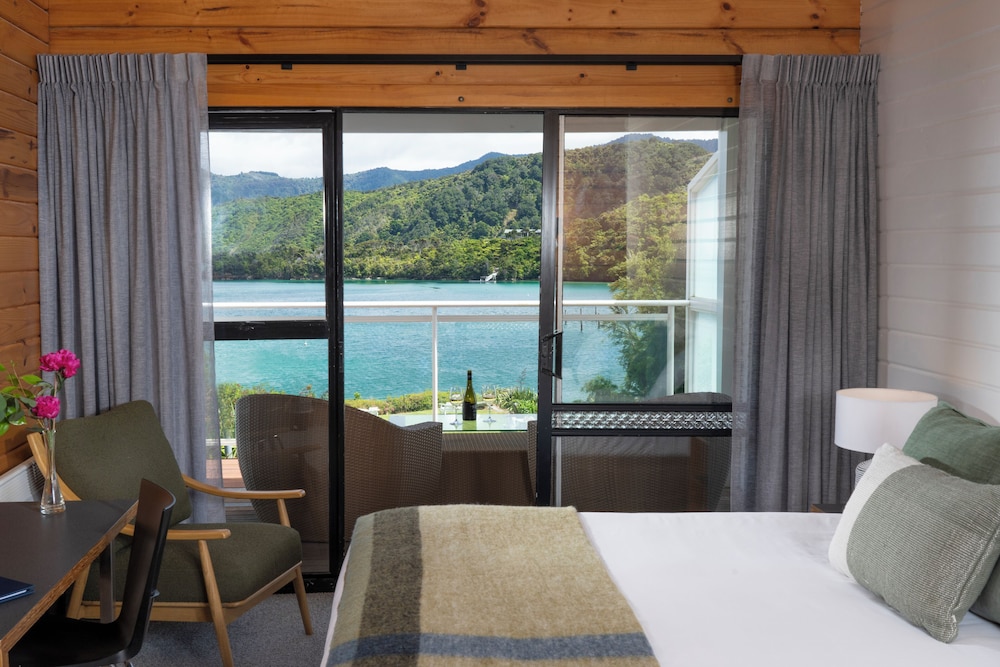 The Portage Resort 29/50