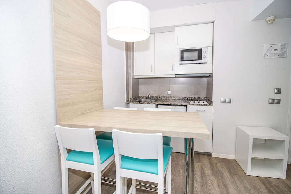 Eix Lagotel Holiday Resort 48/69