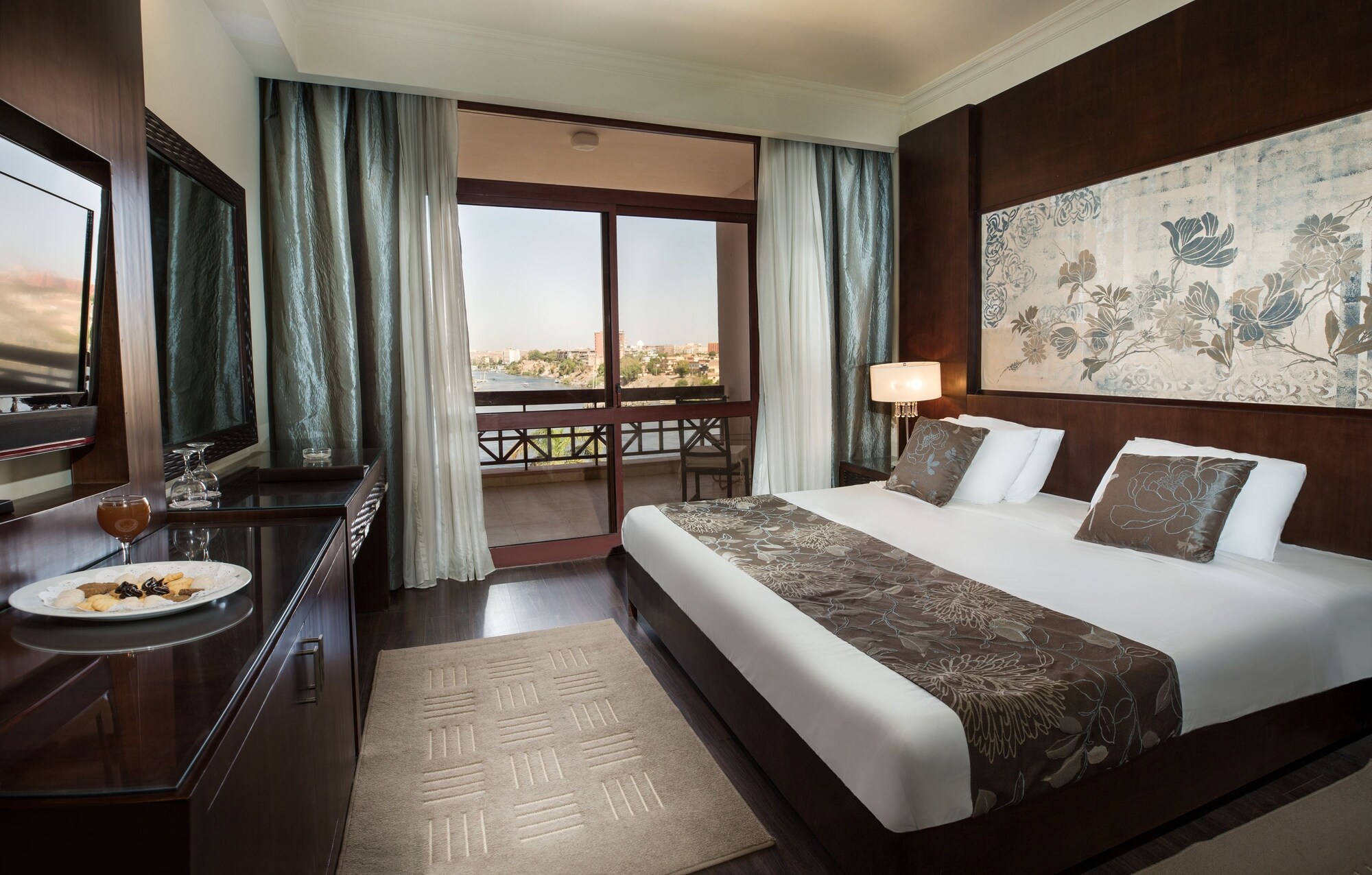 غرفة سوبيريور بسرير كينج بإطلالة على النهر، Pyramisa Island Hotel Aswan 5/10