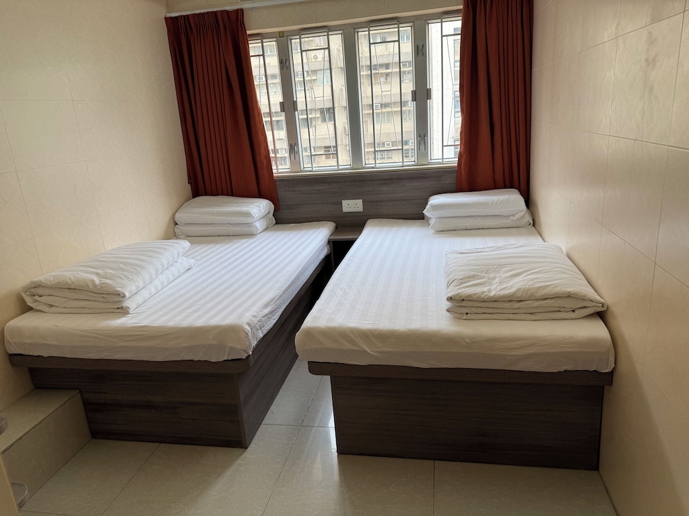 Kong Hing Guest House 12/67