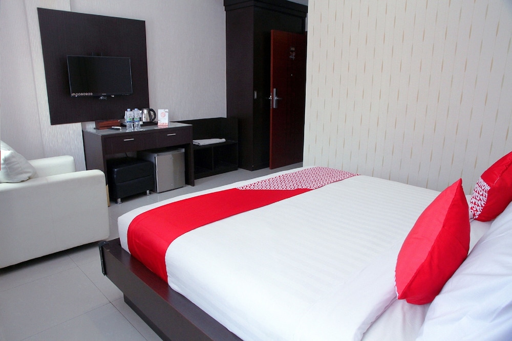 Oyo 920 Gajah Mada Hotel 18/35