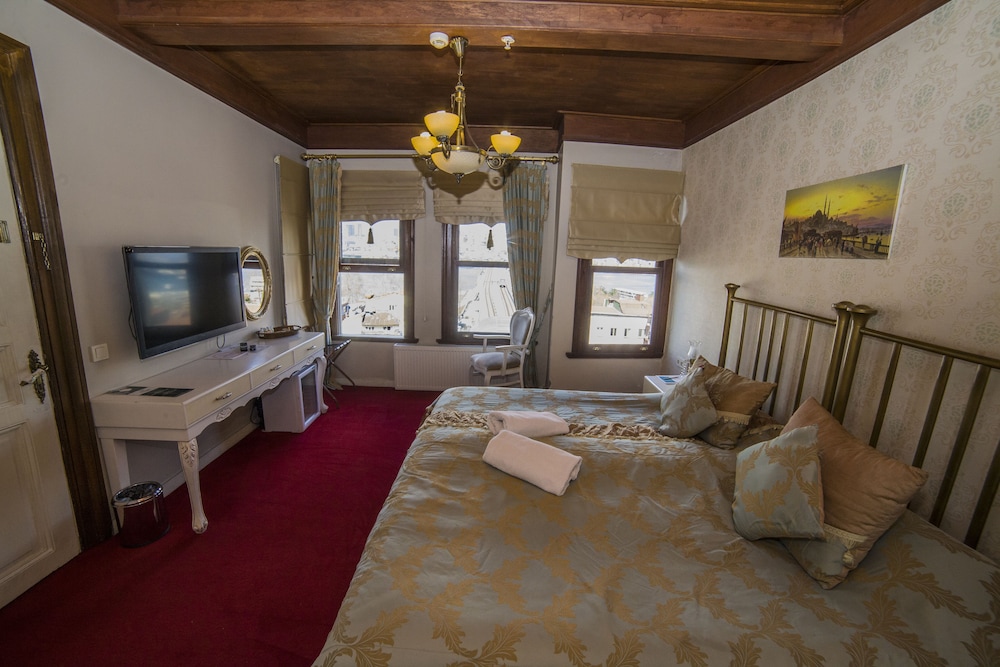HHK Hotel 32/50