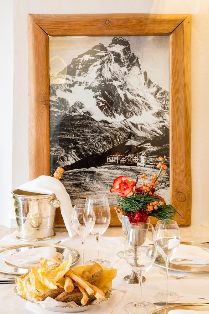Saint Hubertus Resort 15/50