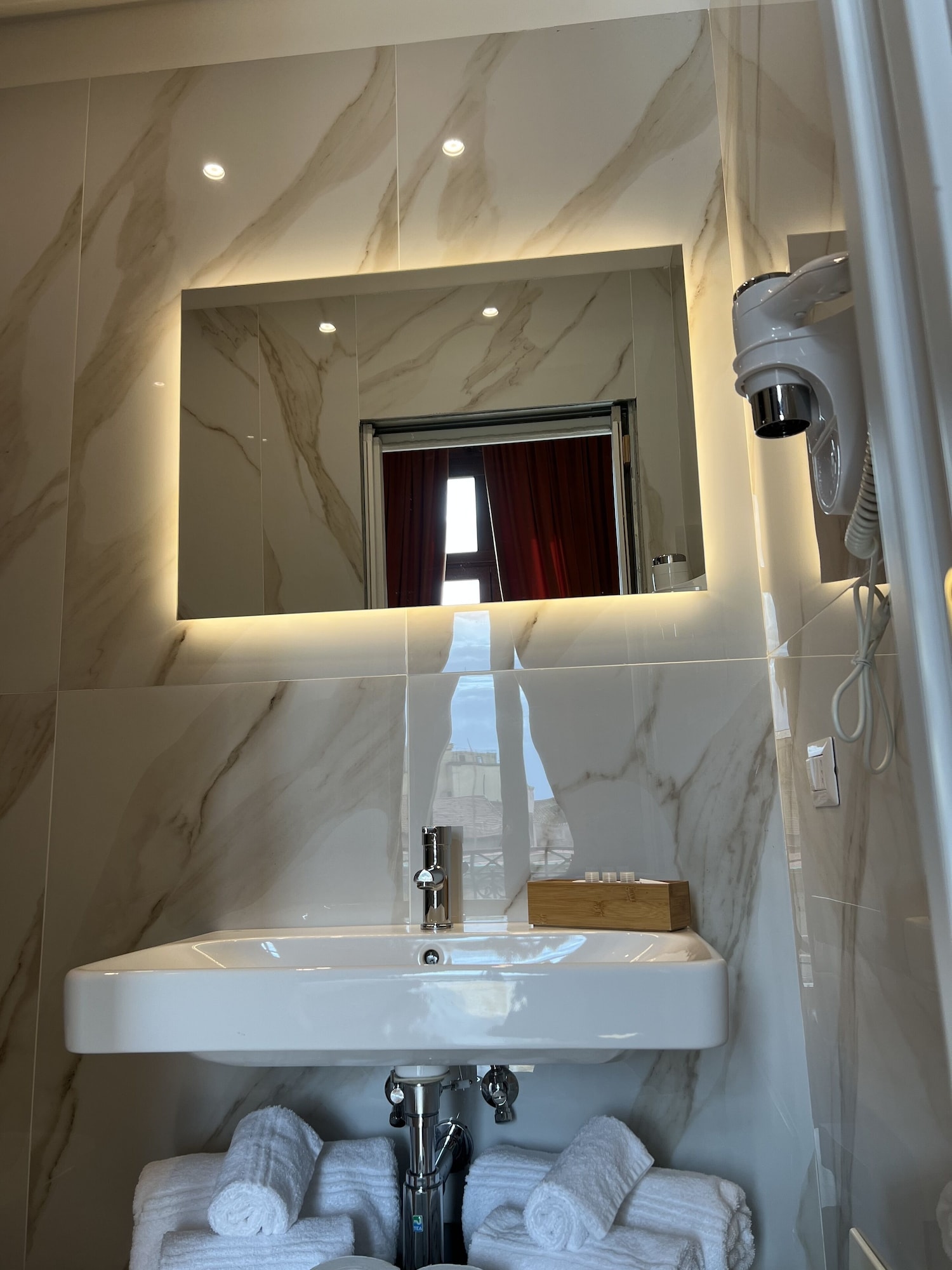 Royal, Quadruple, Queen and Twin Beds, Sanfelice Rooms & Suites 4/4