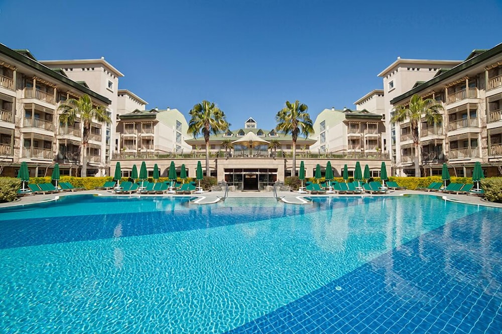 Can Garden Resort 34/38