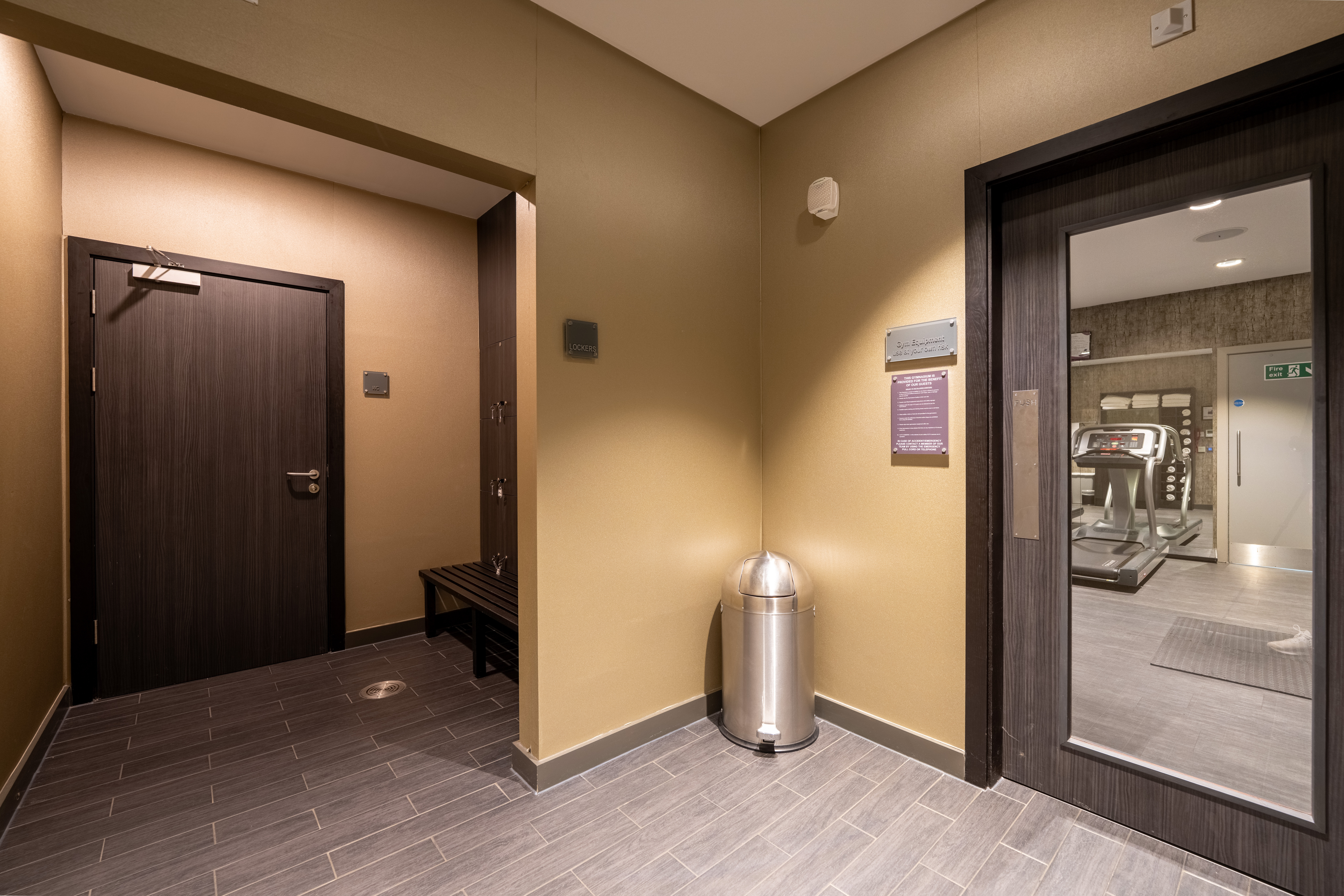 CROWNE PLAZA ABERDEEN AIRPORT 25/50
