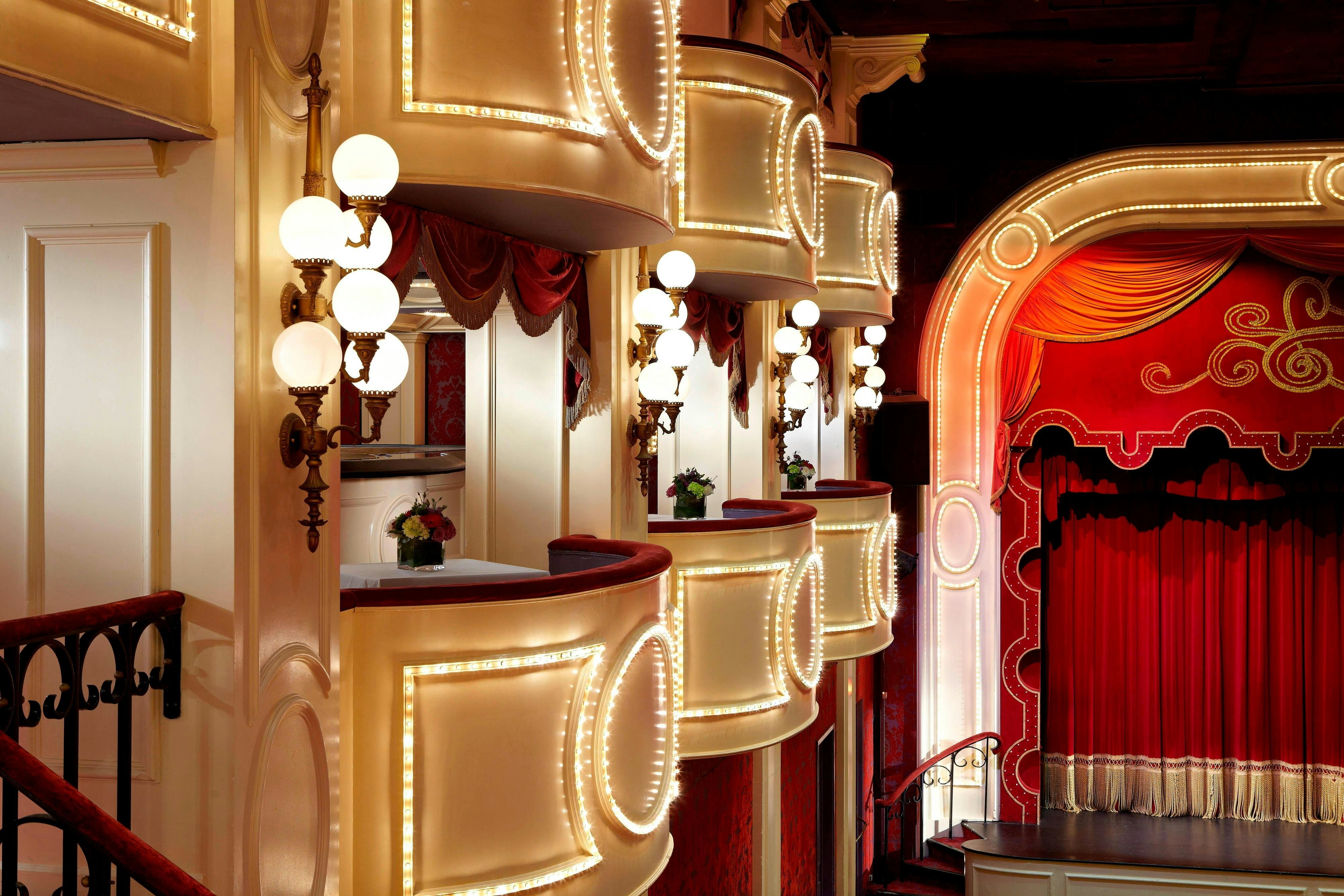 Marriott Chateau Champlain 24/29