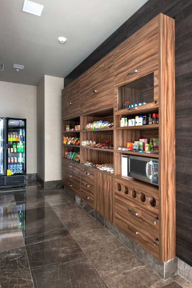 Courtyard By Marriott San Luis Potosi Los Lagos 8/46