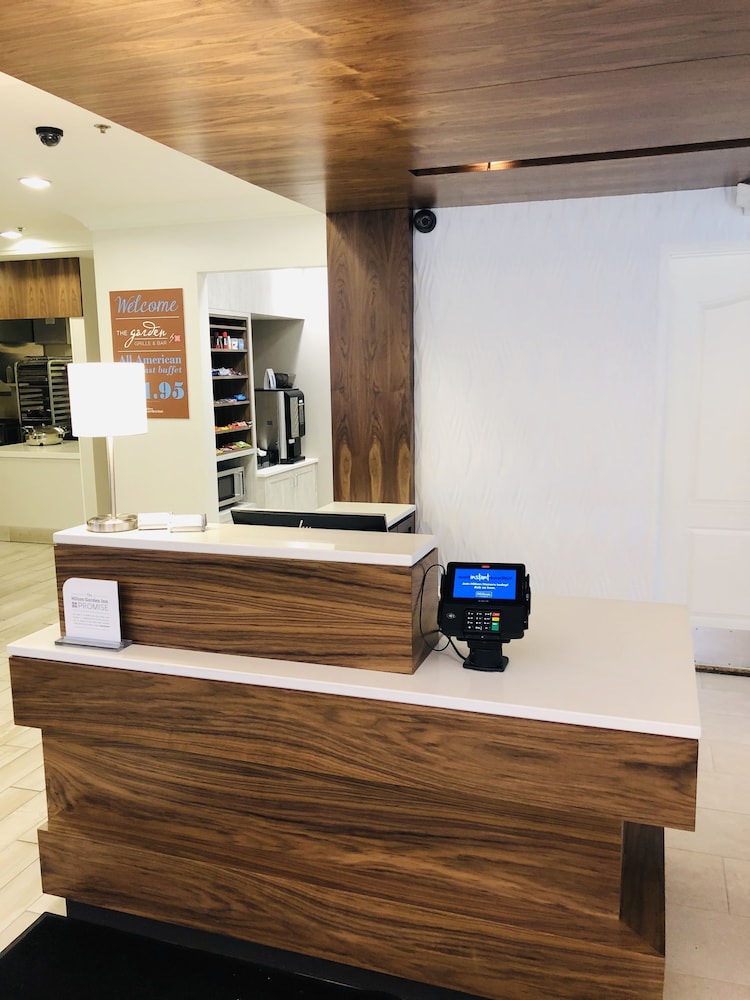 Hilton Garden Inn Minneapolis/Bloomington, MN 7/46
