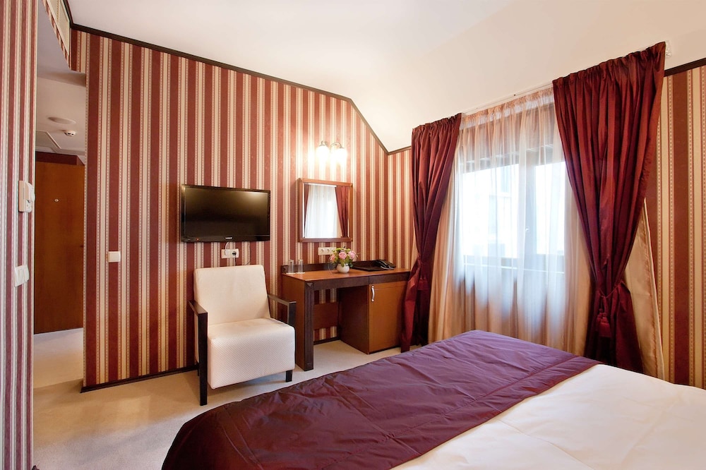 Best Western Plus Bristol Hotel 9/41