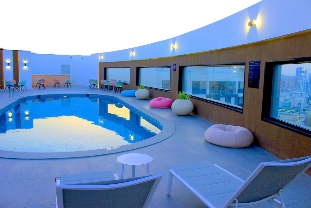 Pyramisa Hotel Apartments 44/67