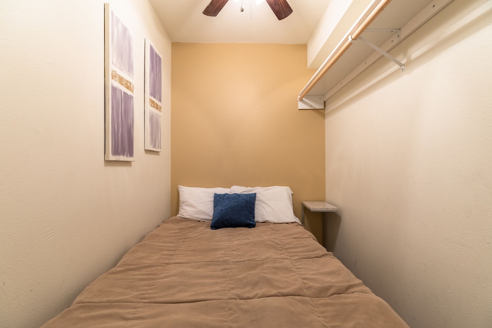 2BD2B Apartment Stay Together Suites 976 17/64