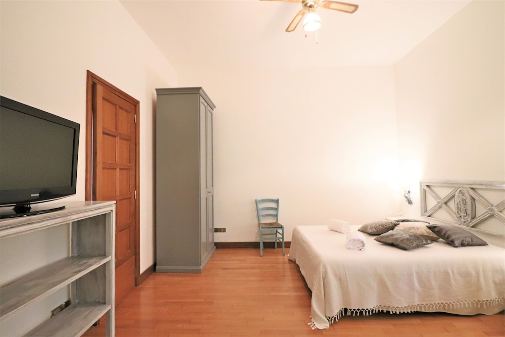 Relais Delle Rose Bed And Breakfast 43/84