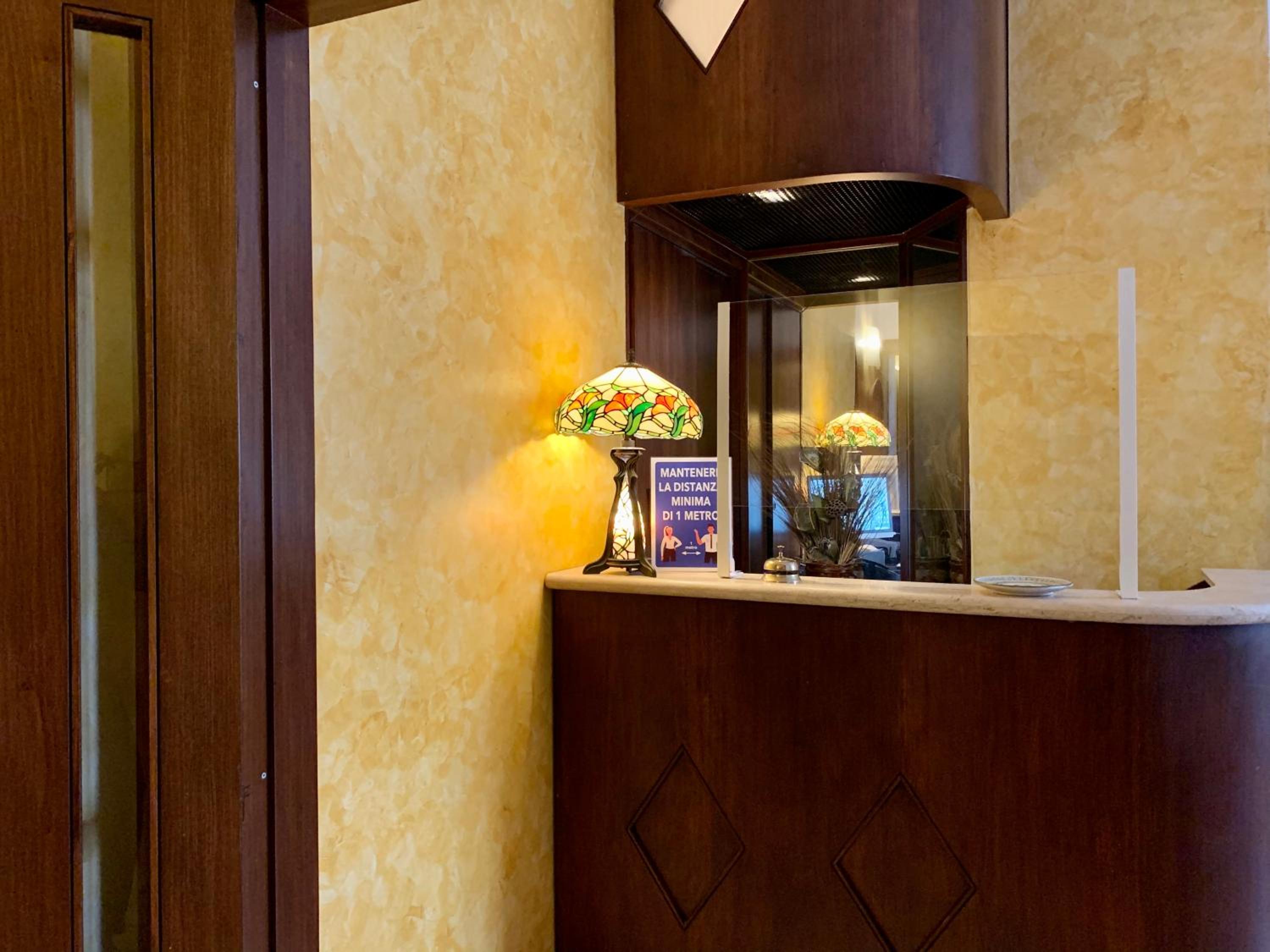 Hotel Bonazzi 37/40