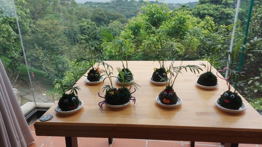 Yangmingshan Jing Shan Recreation Area 48/61