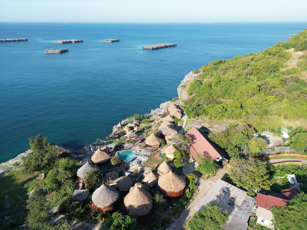 Paree Hut Resort Koh Sichang 35/43