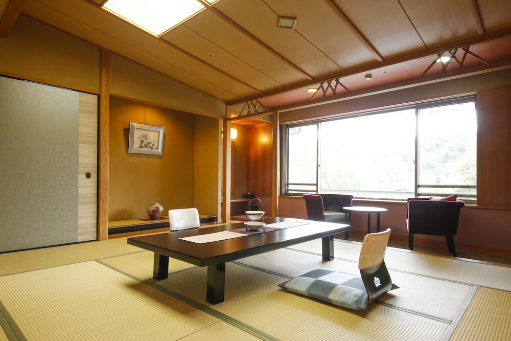 Tamatsukuri Grand Hotel Choseikaku 35/48