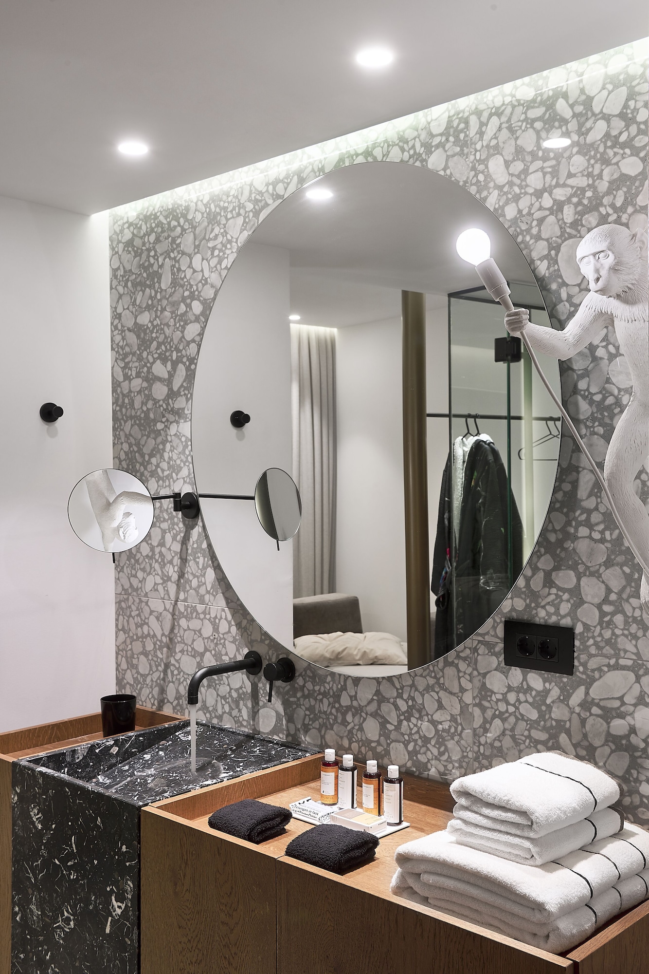 Superior, Suite, Queen Bed, Sea View, Outdoor Jetted Tub, Sofa, Dyo Suites 9/10