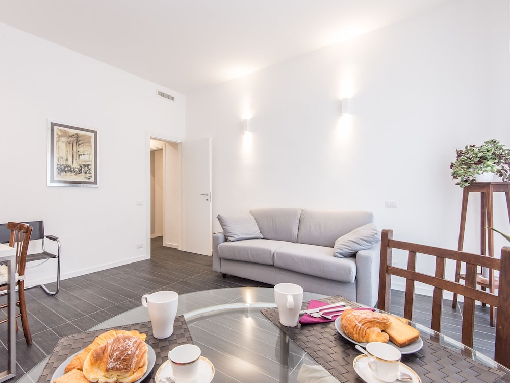 Vatican Luxury Suites 43/65
