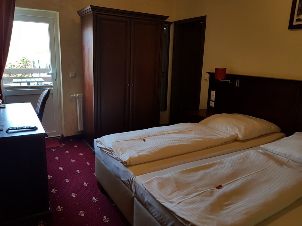 Hotel Medaillon 12/41