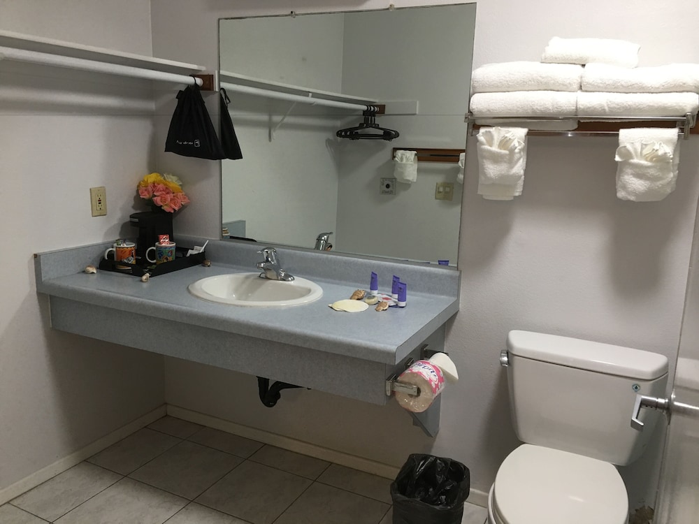 Oceanview Motel - Huntington Beach 50/50