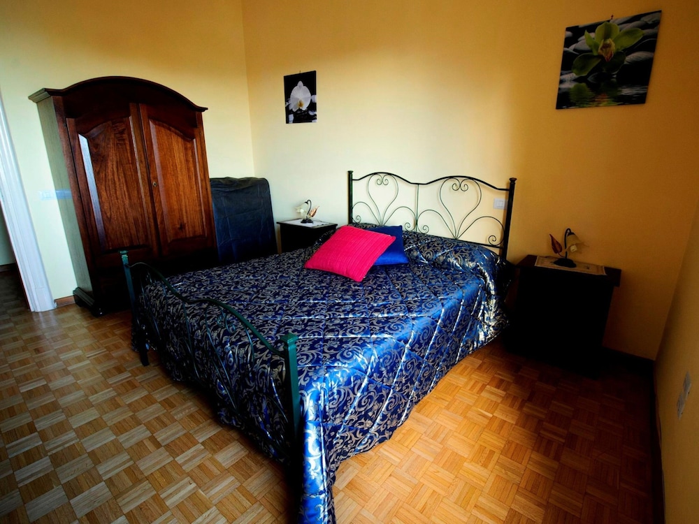 BARONE BED AND BREAKFAST 1/34