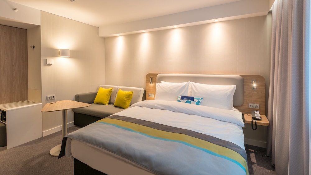 Holiday Inn Express Hotel Suites Schulenburg 27/71