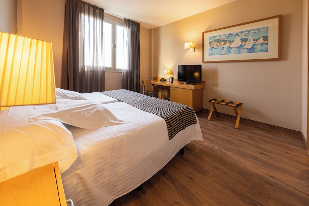 Park, Standard, Single, Double Bed، Ponient Vila Centric by PortAventura World 2/4