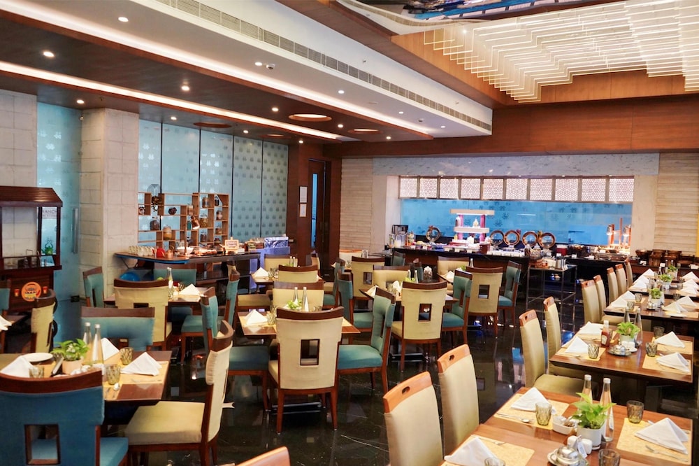 GOLDEN TULIP LUCKNOW 24/39