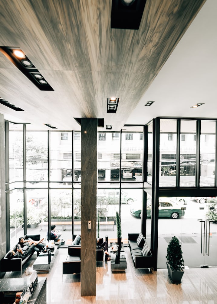 SPENZA HOTEL 34/43