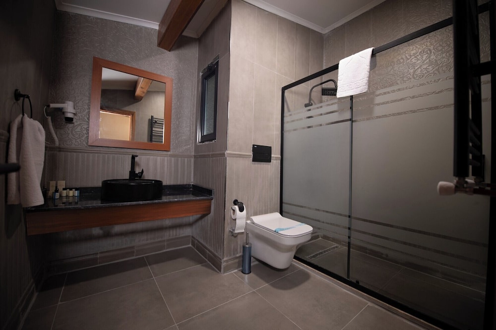 Ahiska Palas Otel 45/46