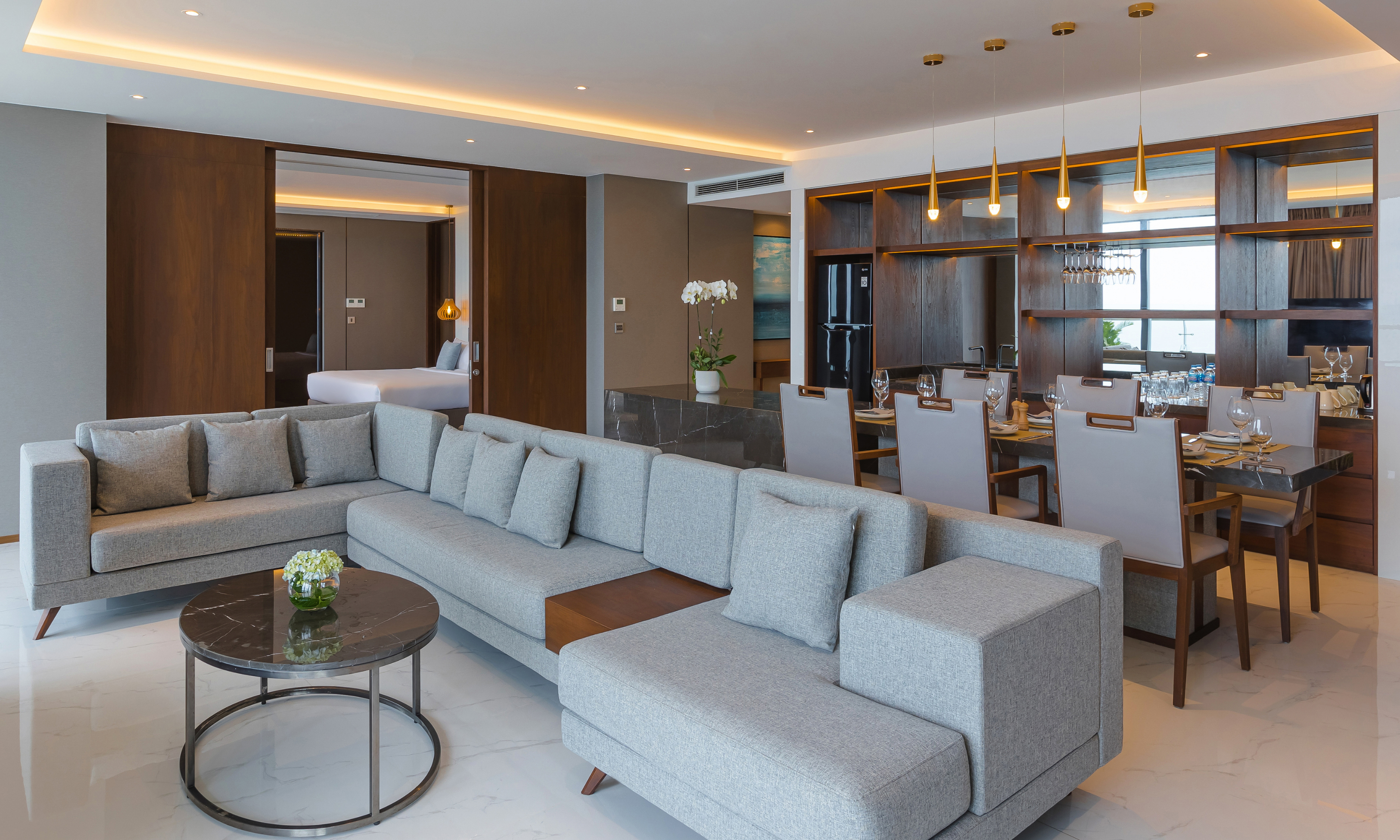 Prince Hotel Da Nang 48/75