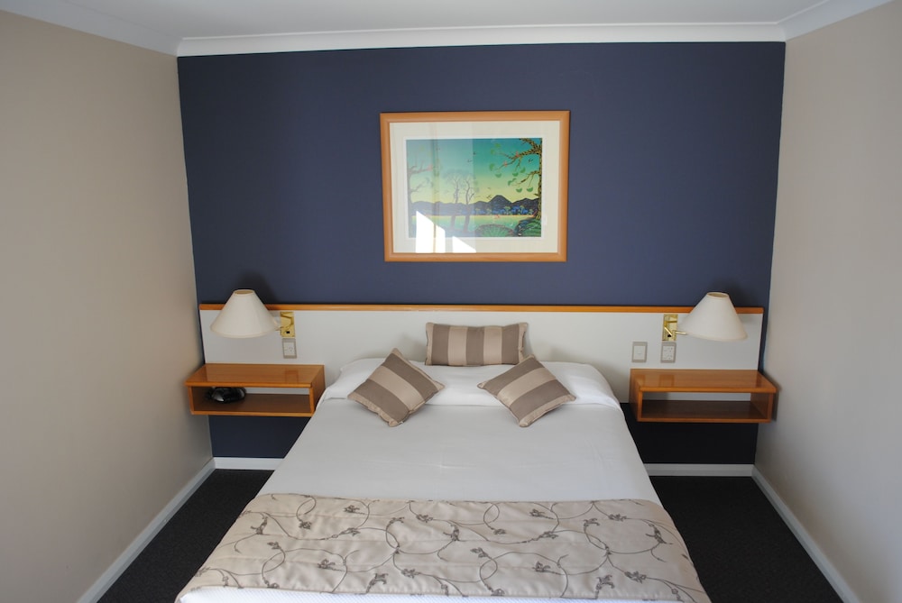 Silver Sands Resort 7/42