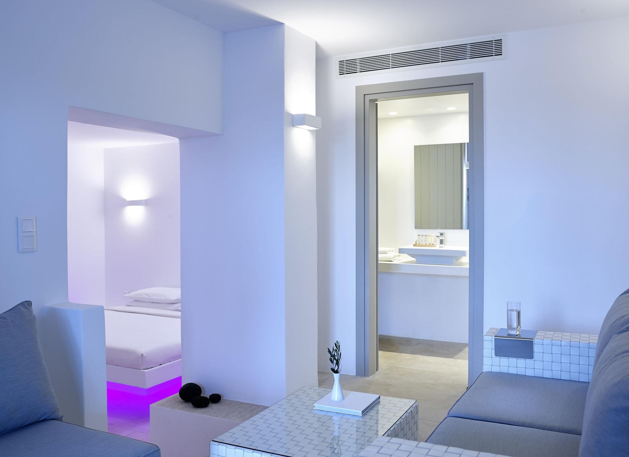 جناح سوبيريور بإطلالة على المسبح بجاكوزي، Aurora Luxury Hotel & Spa 3/3