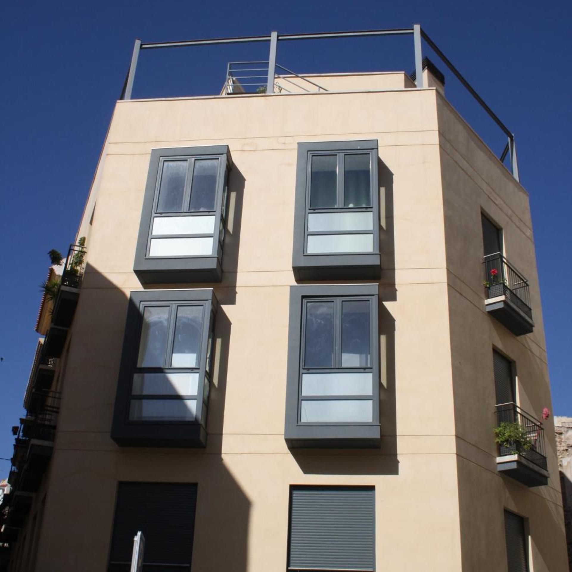 Apartamentos El Carmen by Be Alicante 2/50