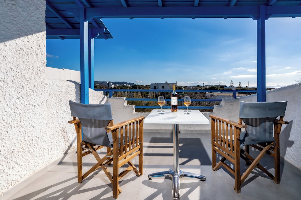 Aghia Anna Hotel 31/41