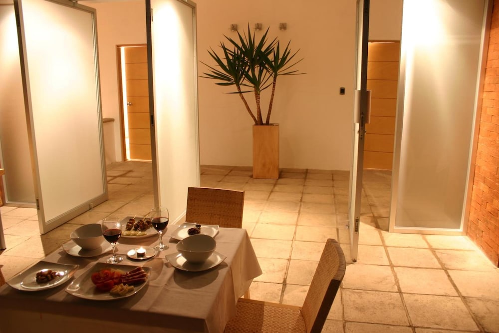 Hotel Piedraluna 10/28