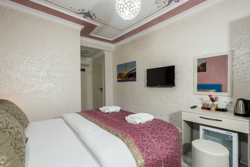 Atam Suites Apart 20/50