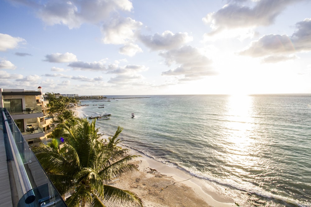 The Carmen Hotel Ocean Front By Kavia - Adults Only 67/73