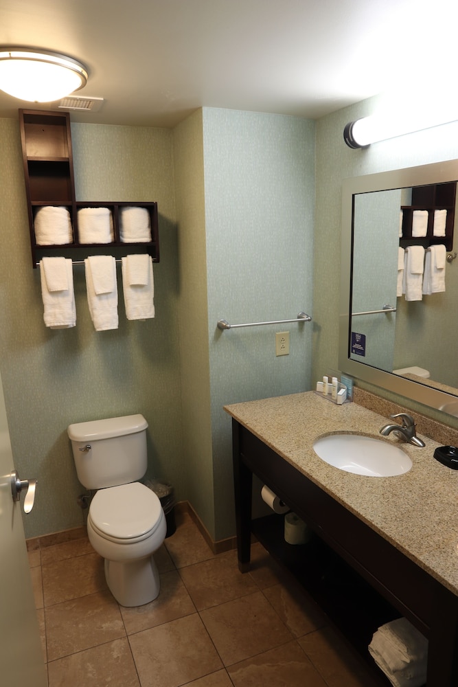 Hampton Inn Fayetteville 31/62
