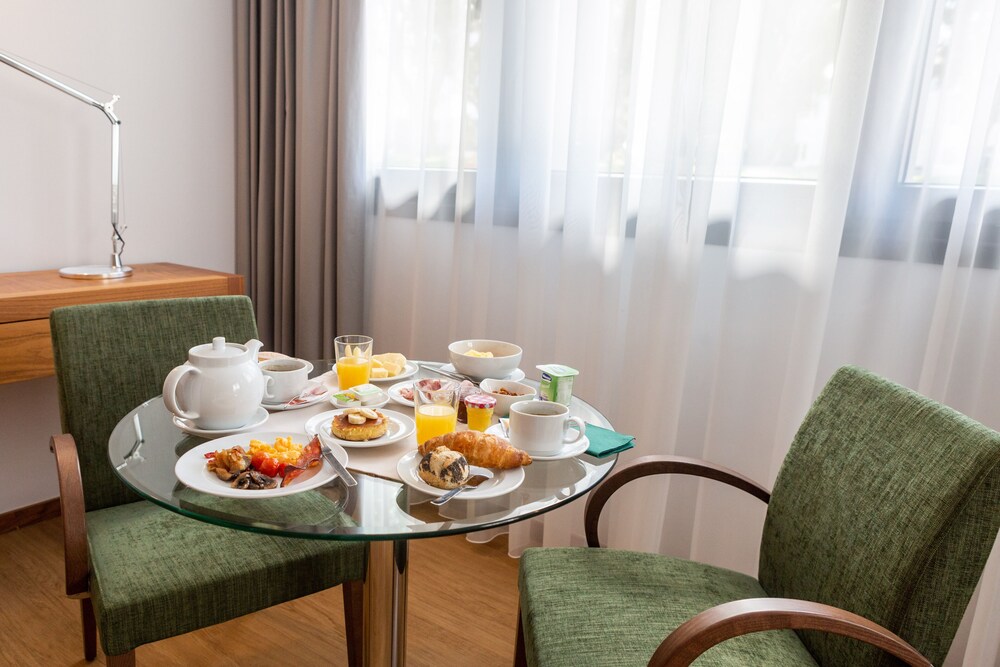 Hotel Cruzeiro 48/58