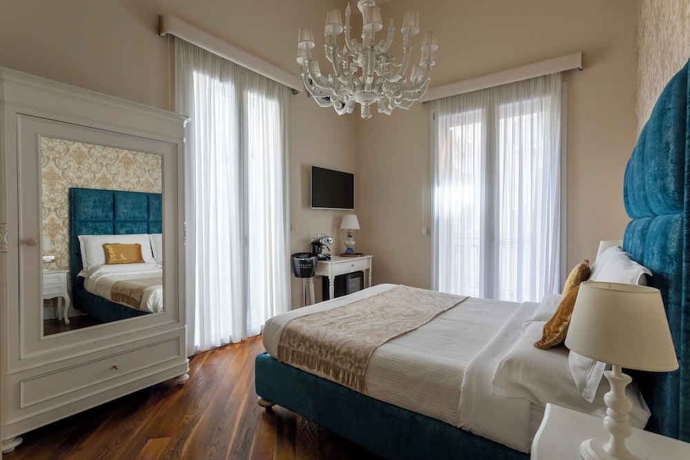Dimora Bellini Luxury Rooms And Breakfast 14/50
