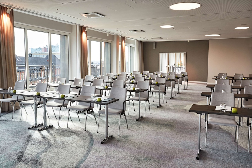 Steigenberger Hotel Hamburg 65/71