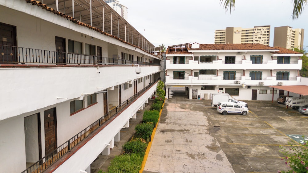 Hotel Costa del Sol 18/21