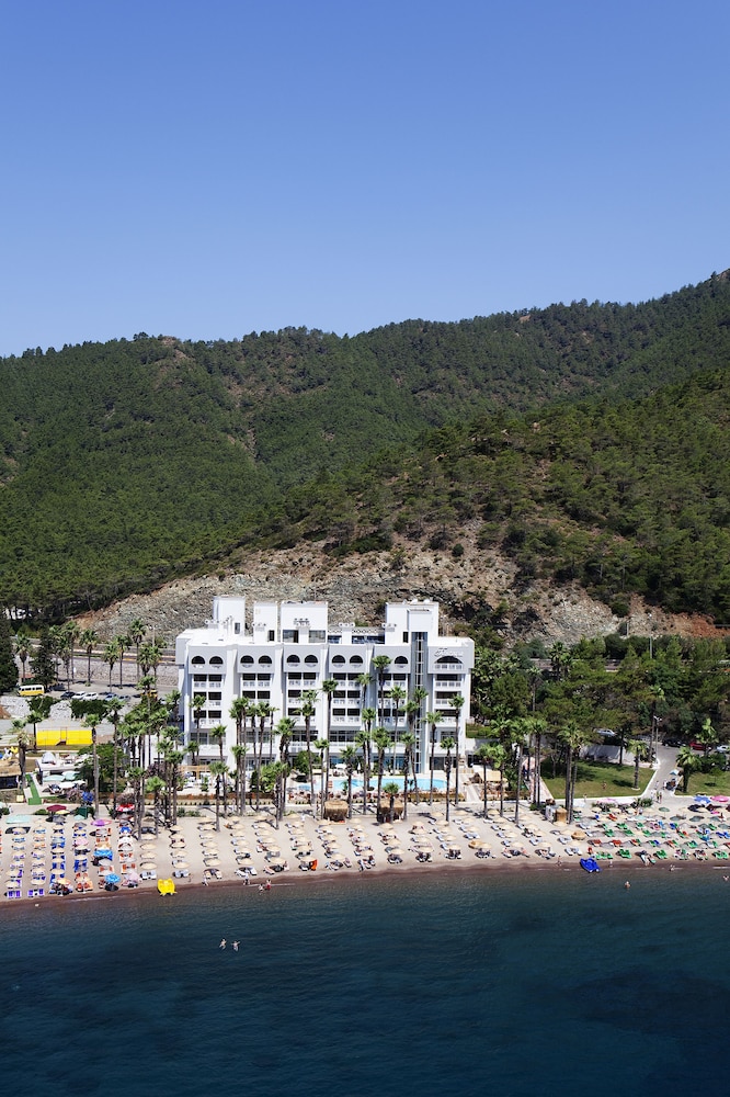 Quadas Hotel - Adults Only 57/63
