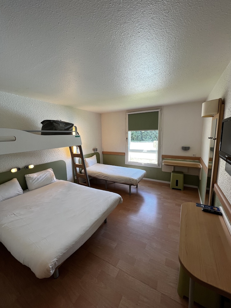 ibis budget Marseille Est Porte d'Aubagne 3/23