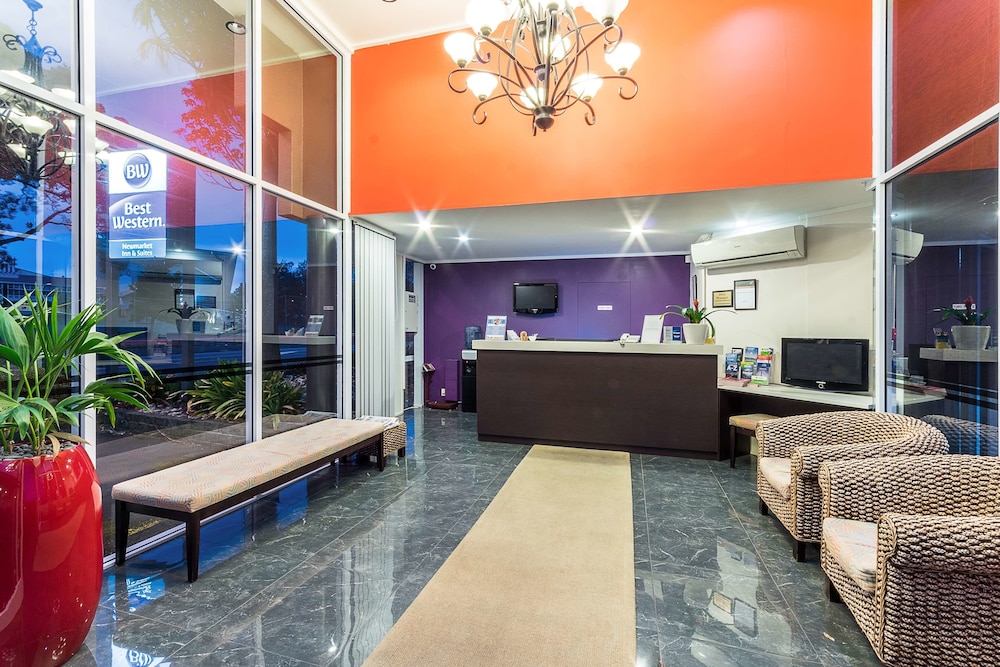 Best Western Newmarket Inn & Suites 3/58